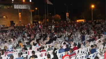Akhisar'daki Demokrasi Nöbetinde Beşinci Gün