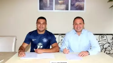 Adana Demirspor, Gökçek Vederson'u Transfer Etti