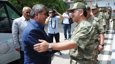 Amasyalılardan Askere Moral Ziyareti