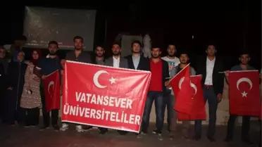 Üniversitelilerden Darbe Girişimine Tepki