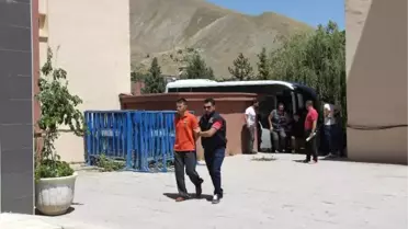 Hakkari'de 6 Rütbeli Mahkemeye Sevk Edildi