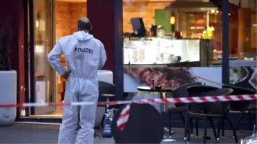 Almanya'da Bir Restoranın Önünde Patlama