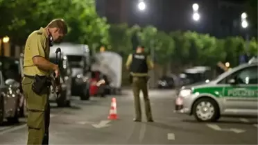 Almanya'da Bombalı Saldırı: 1 Ölü, 12 Yaralı