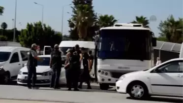 Fetö'nün Darbe Girişimi - Gözaltına Alınan 14 Gazeteci Adliyeye Sevk Edildi
