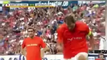 Dirk Nowitzki Güldürdü