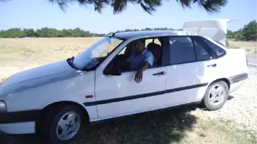 El Frenini Çekmeyi Unuttuğu Otomobilinin Altında Can Verdi