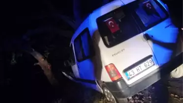 Domaniç'te Trafik Kazası: 7 Yaralı