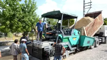 Mudanya Belediyesi Göynüklü'de Yolları Onarıyor