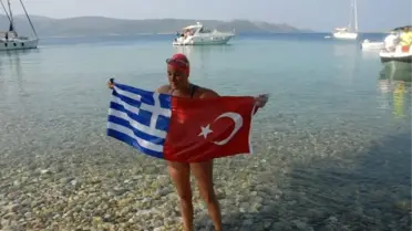 Kuşadası'ndan Samos Adası'na Yüzdü