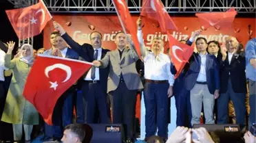 Bakan Bozdağ: 'Halkın Gücü, Tankın Gücünden Büyüktür'