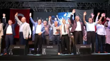 Demokrasi Nöbeti'nde Parti Farkı Yok
