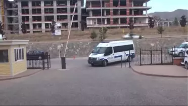 Eski Rektör Prof. Dr. Savaş'ın da Aralarında Bulunduğu 6 Şüpheli Adliyeye Sevk Edildi