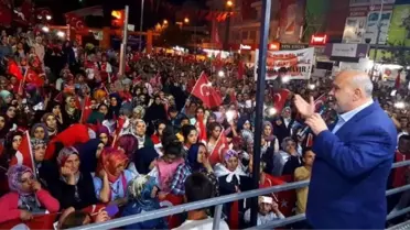 Şevki Yılmaz Van'da Demokrasi Nöbetine Katıldı