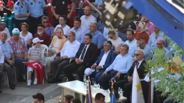 Çankırı'da Onbinler Demokrasi ve Şehitler İçin Yürüdü