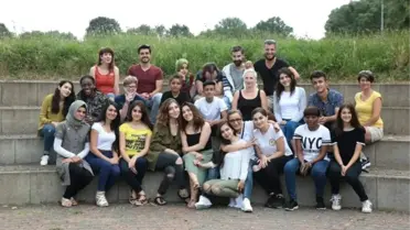 Köylerinden Hiç Çıkmamış Çocuklar Avrupa'yı Gördü