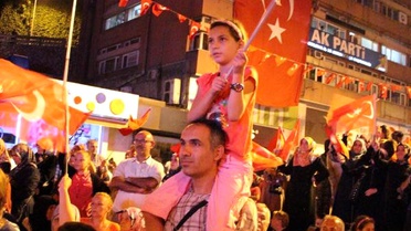 Zonguldak'ta Demokrasi Nöbetinin Son Gününde Şehitler İçin Dua Edildi