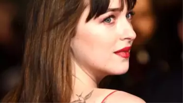 Dakota Johnson'ın Instagram'daki Fotoğrafı Olay Oldu