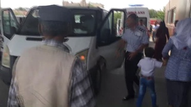 Yaralılar Hastaneye Getiriliyor (2)