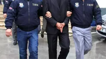 İzmir'de 51 Polis Fetö'den Gözaltına Alındı