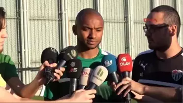 Joshua John Bursaspor'a Gelmek İçin Savaş Verdim