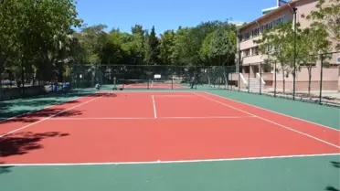 Şehzadeler Belediyesinin Eğitime Desteği Sürüyor