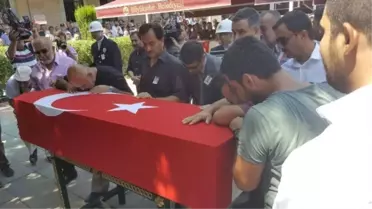 Şehit Polis Memurunun Naaşı Reşadiye Camii'ne Getirildi