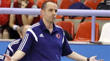 Antrenör Okerman'dan Yazılı Açıklama