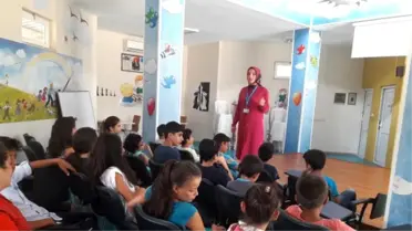 Kartepe Bilgi Evi Öğrencileri Çocuk Hakları Okulunda