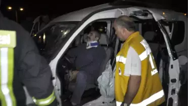 Düğün Dönüşü Kaza: 3 Yaralı