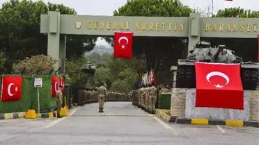 İstanbul'daki Tanklar Taşınmaya Devam Ediyor