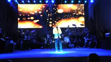 Mustafa Ceceli'den Akşehir'de Tasavvuf Musikisi Konseri