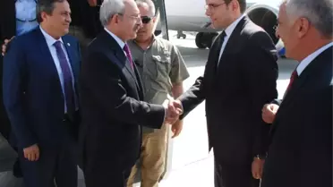 Kılıçdaroğlu, Uçakla Geldiği Kars'tan Karayoluyla Ardahan'a Hareket Etti