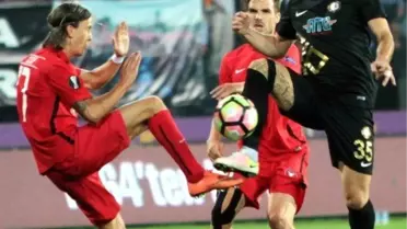 Osmanlıspor - Midtjylland'ı 2-0 Yenerek UEFA Avrupa Ligi'nde Gruplara Kaldı