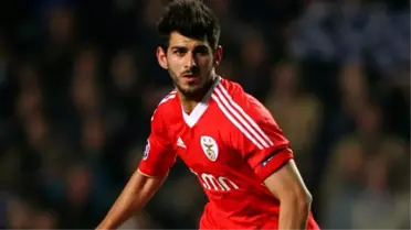 Benfica'da Nelson Oliveira Kulüple Olan Sözleşmesini Feshetti