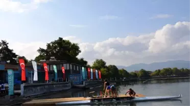 İznik Gölü'nde Zafer Kupası Heyecanı