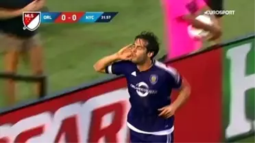 Kaka'nın İki Golü New York City'yi Yıktı