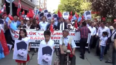 Eskişehir'de 'Cumhuriyet ve Demokrasi' Yürüyüşü