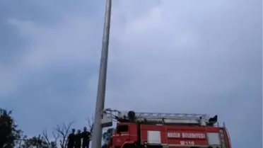 Kozlu'ya 30 Metre Yüksekliğinde Türk Bayrağı Çekildi