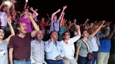 Barışın Sesi Konak'tan Yükseldi