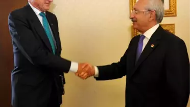 Kılıçdaroğlu, Avrupa Dış İlişkiler Konseyi Üyesi Bildt ile Görüştü