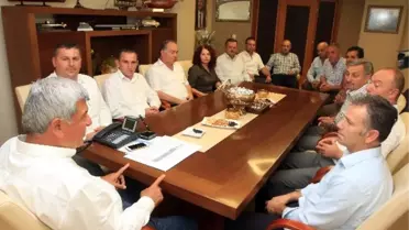Başkan Karaosmanoğlu, Stk ve Yerel Yönetimleri Makamında Ağırladı