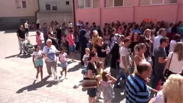 Kosova'da Bugün Başlayan İlk Ders Azize Teresa?ya Adanıyor