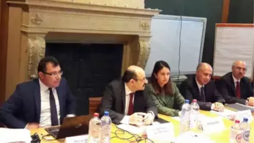 YÖK Başkanı Brüksel'de Fetö'nün Darbe Girişimini Anlattı