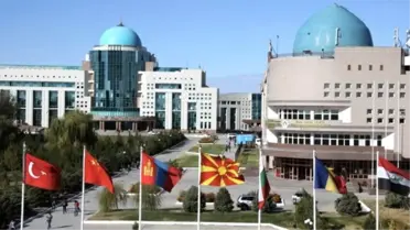 Ahmet Yesevi Üniversitesi'nde Yeni Öğretim Yılı ile Yesevi Stadyumu Açılışı Yapıldı