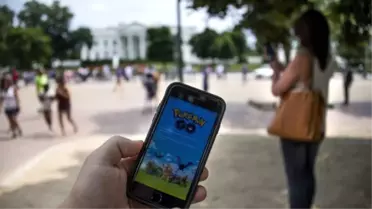İbadethaneye Giren Pokemonlar Hindistan'ı Karıştırdı