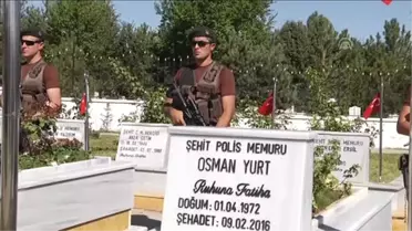 Sivas'ta 5 Şehidin Mezarı Yaptırıldı