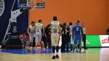 Demokrasi ve Kurtuluş Kupası'nın İlk Maçı Yapıldı