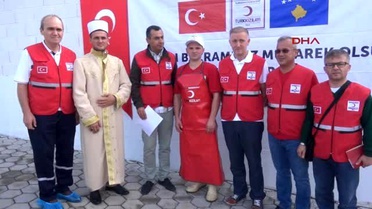Türk Kızılayı'ndan Kosova'ya 100 Kurban...