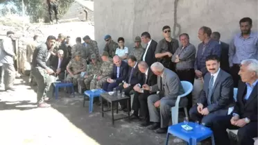 Bakan Soylu'dan Şehit Korucu Ailelerine Ziyaret