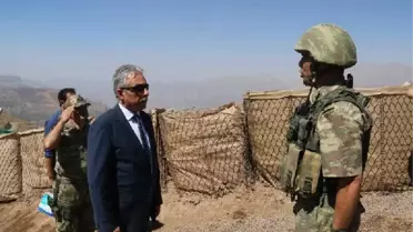 Hakkari Valisi Toprak, Sınırdaki Askerlerle Bayramlaştı